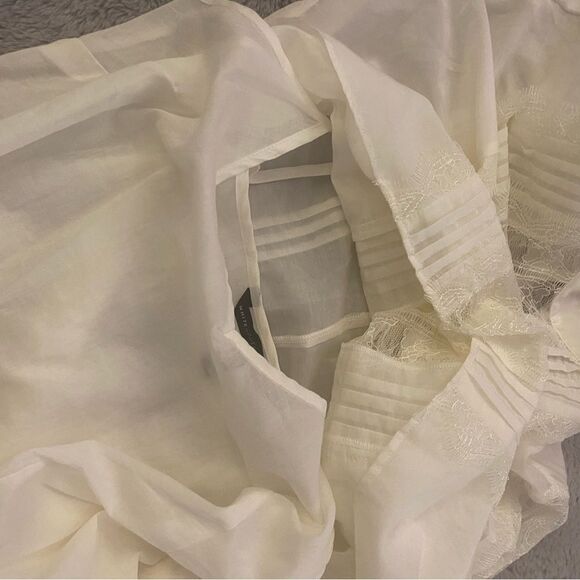 White House Black Market Celine Victorian blouse, size 6 - Picture 10 of 12